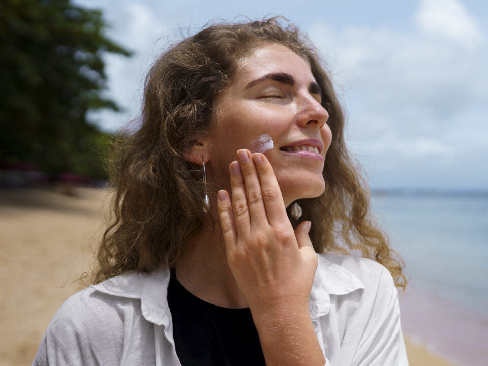 Top 10 sunscreen mistakes explained by a dermatologist to prevent sun damage, pigmentation, and premature aging.
